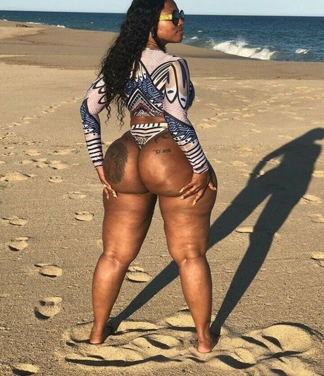 Cherokee D Ass schöne nackt fotos