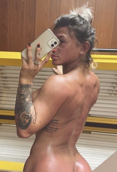 Charlianne Jayne nacktheit perfekte foto