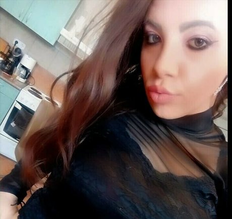 vivi2416 porno perfekte bild