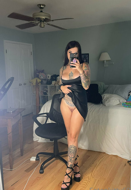 heißeste asiatische onlyfans nacktheit top bilder