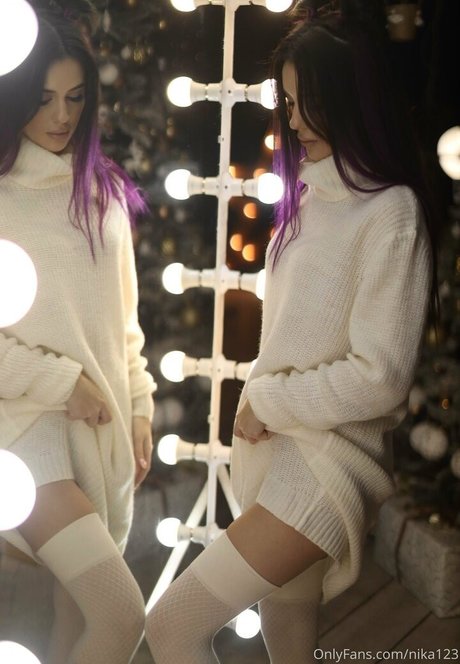 Nika123 hübsche heiße archiv