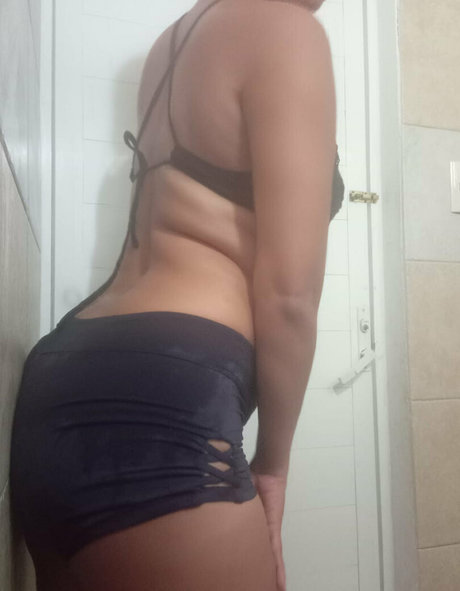 große titten milf onlyfans nacktheit kunst fotos