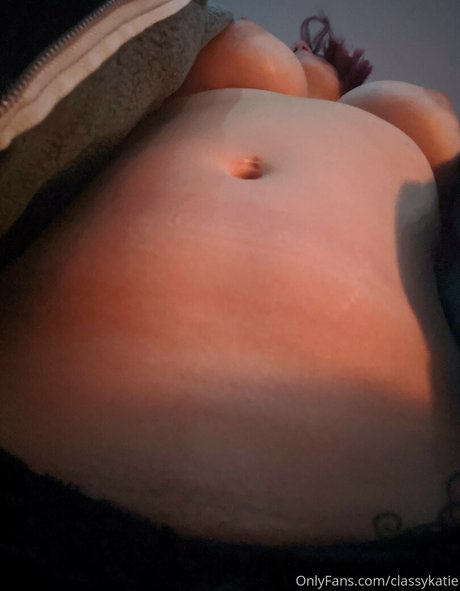 Classy katie exklusive porno foto