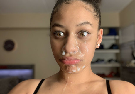 asiatische falsche titten onlyfans top schöne galerien