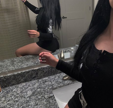 misotrill hübsche akt fotos