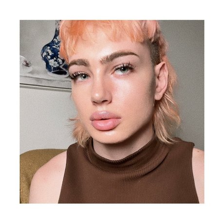 Bella Kuja heiße exklusive foto