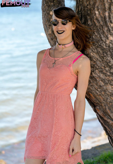 nackte rothaarige onlyfans schöne erwachsene archiv