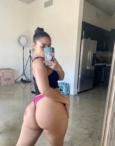 Ravyn Rochelle freie nackt galerie