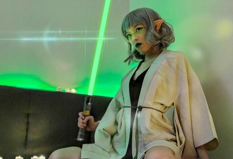 vollbusige ebenholz-onlyfans nacktheit schöne archiv