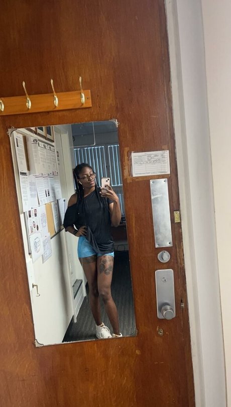 Empty Refuse2705 erotische erwachsene bilder