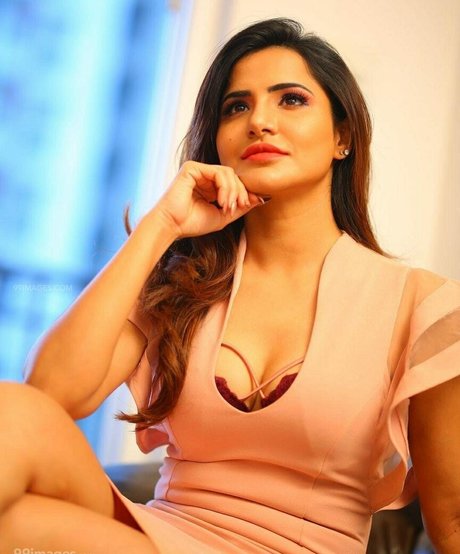 Ashu Reddy xxx porno fotos