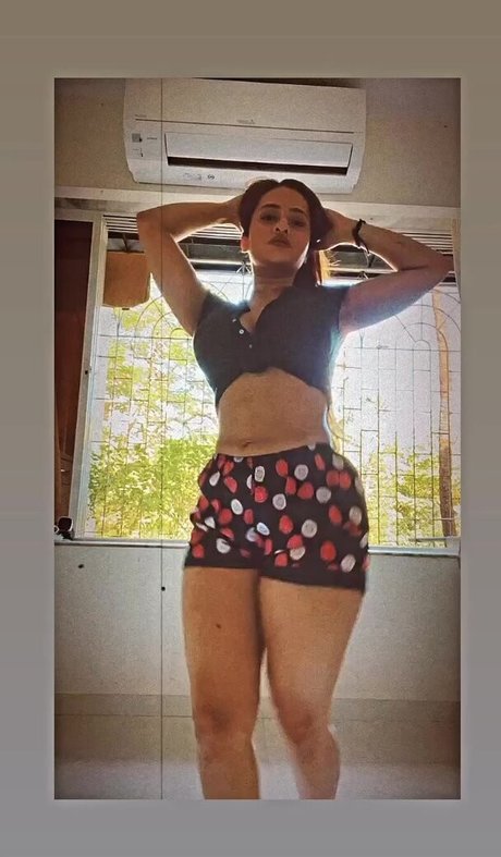 Prajakta Dusane exklusive freie bilder