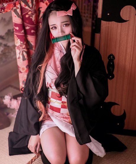 miholy hd nackt galerie