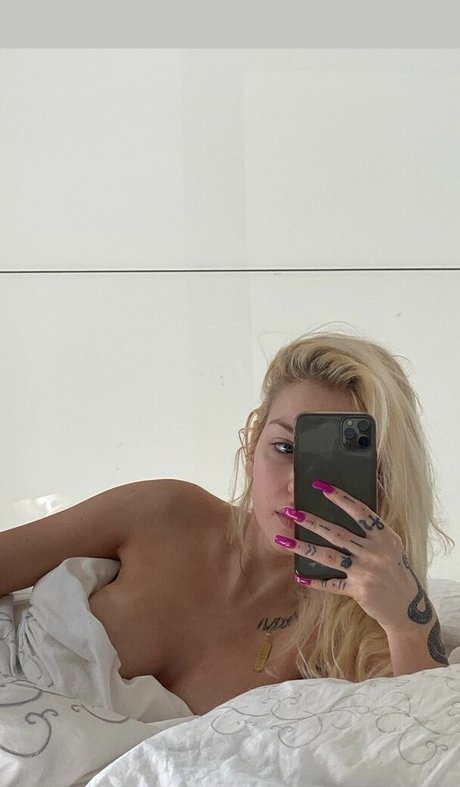 _lilsauvage_ top archiv