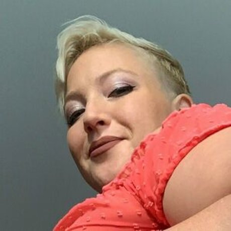 Lightbulblonde model exklusive galerien