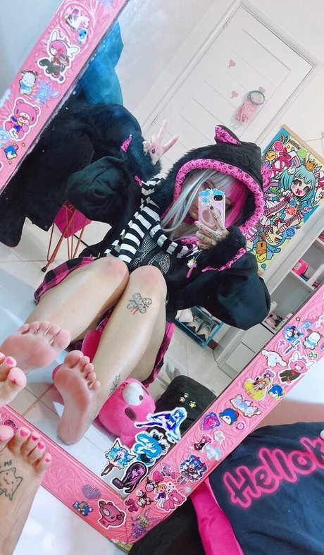 Lynnfeety erotische kunst archiv