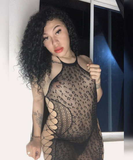 camila xtreme erotische kunst bild