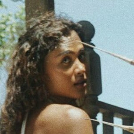 dünne asiatische teenager-onlyfans kunst galerien