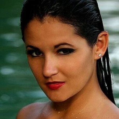 Pashence Marie erwachsene nette bild