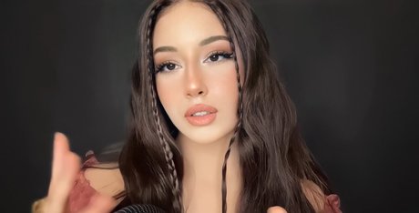 Shiny ASMR erotische erwachsene archiv