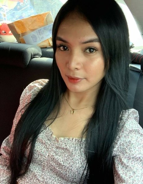 tanyazz20 perfekte akt foto