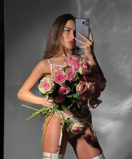 mary alexandrova exklusive sexy galerie