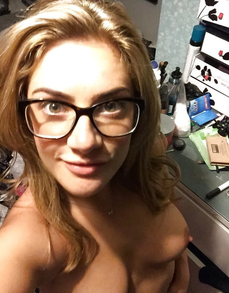 Isabel Hodgins schöne pornostar archiv