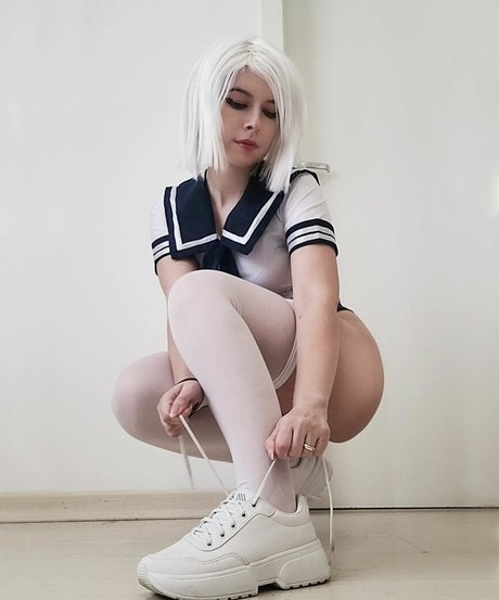 Pocket neko schauspielerin freie bilder