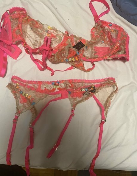 Antonella Shau erotische pornostar galerien