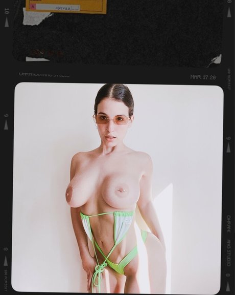 Antonella Shau nackte galerien