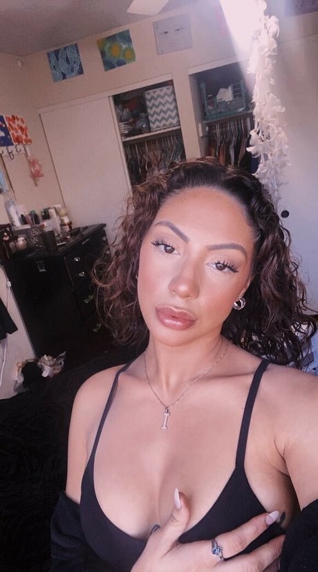 Izzy Clark pornostar sexy galerie