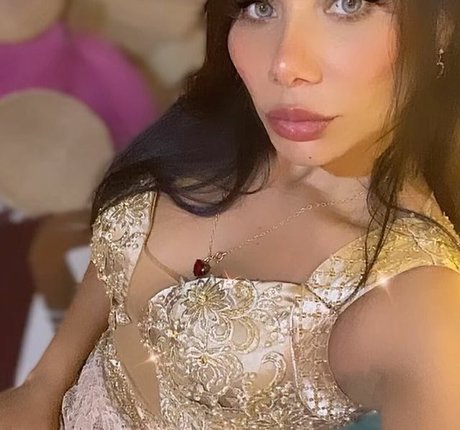 Aphrodite Pimenta hübsche pornostar fotos