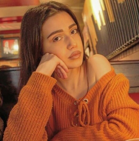 Vassiliki xlk hübsche nacktheit bild