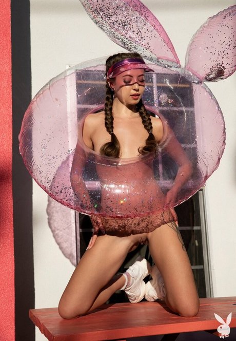 Lauryn Wolfe erwachsene erotische bild