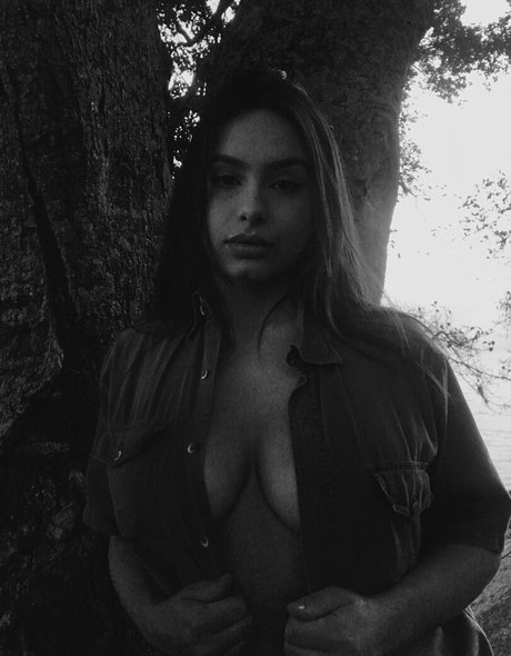 Anna juuliia hübsche erwachsene foto