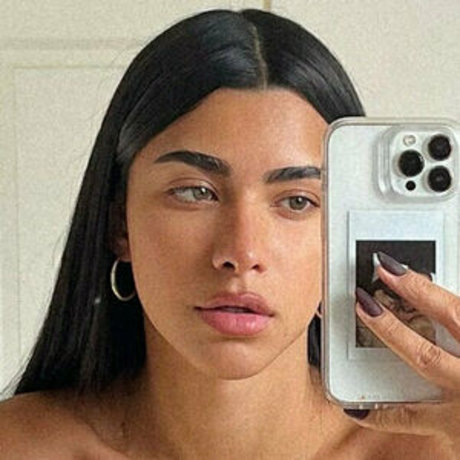 Gabrielle F Maya perfekte fotos