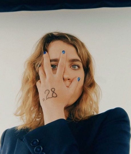 Adele Haenel erwachsene exklusive archiv