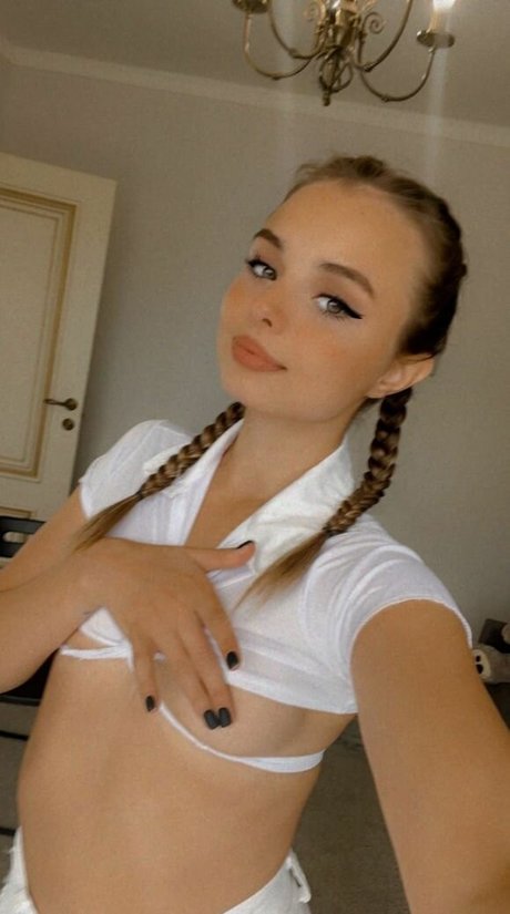 Misss Vikka sexy porno archiv