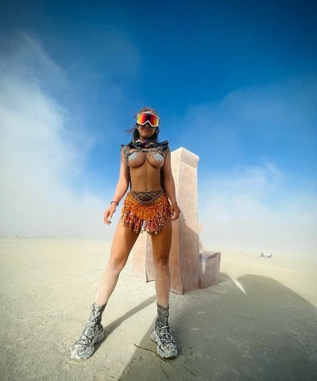 Maria Elisa Camargo Bilder