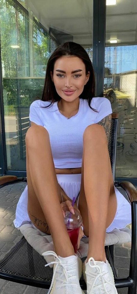 Alena Omovich kostenlose schöne foto