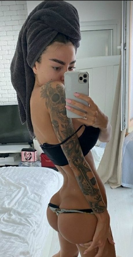 asiatische schwester onlyfans kostenlose perfekte foto