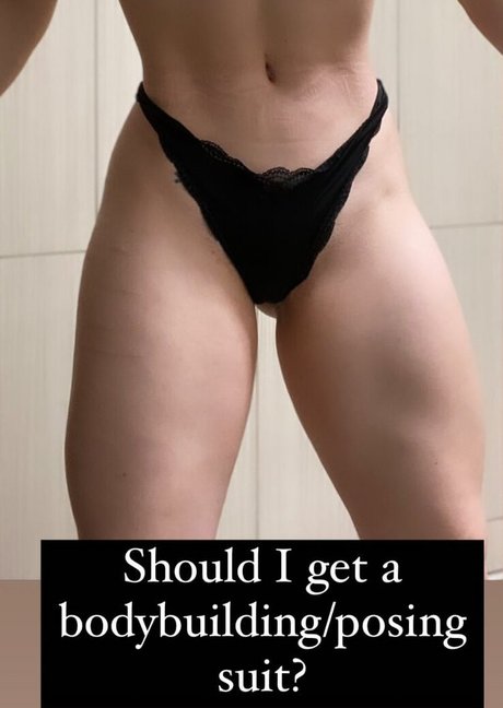 Amber The Valkyrie freie nackt foto