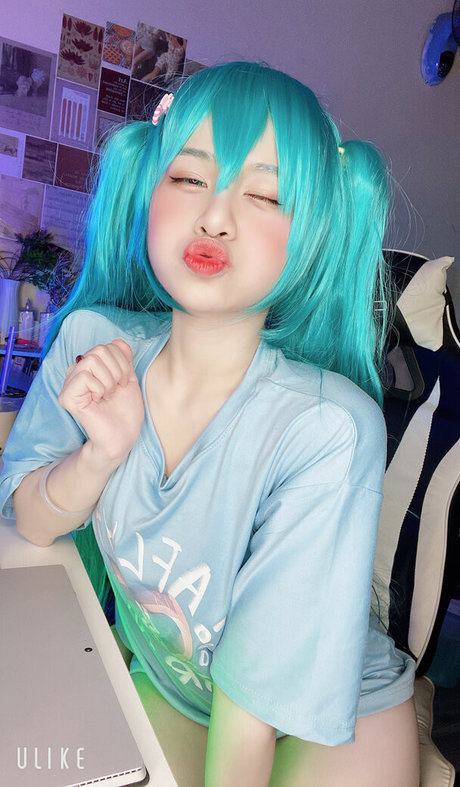 Ririboni top pornostar fotos