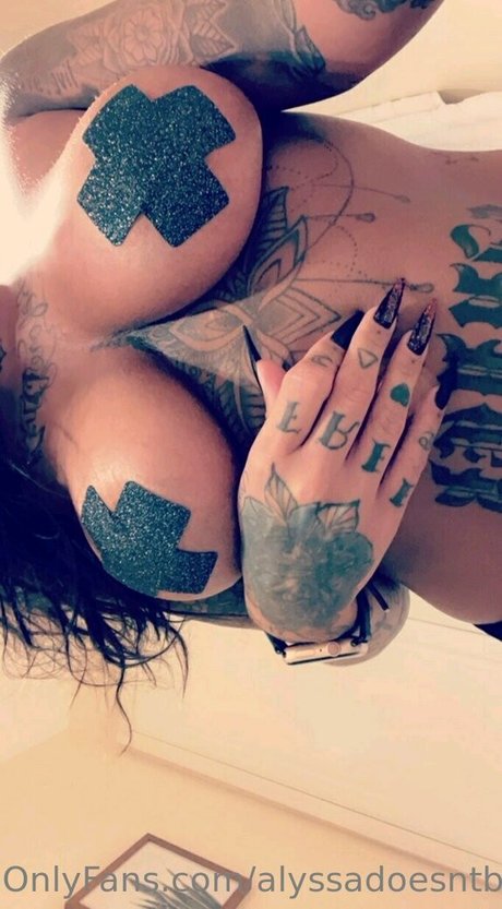 Alyssadoesntboost exklusive nackte bilder