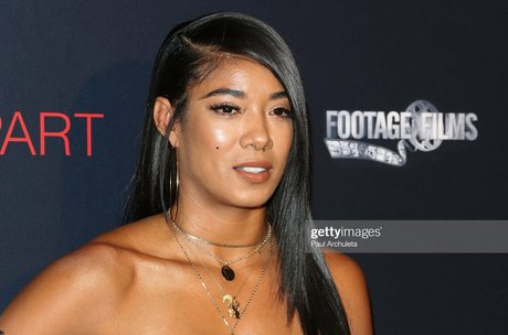 Mila J xxx sexy fotos