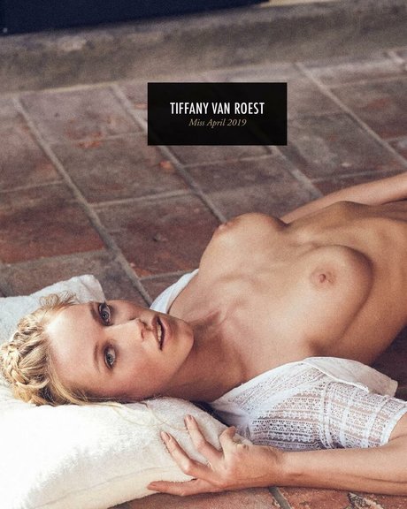 blondine masturbiert nur fans erotische nackte bild