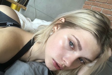 Nastymazhara heiße erotische bild