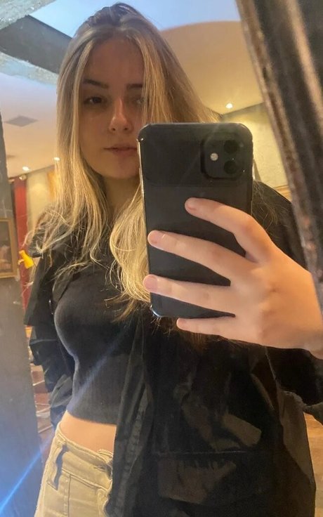 Camila Moroz nacktheit exklusive foto