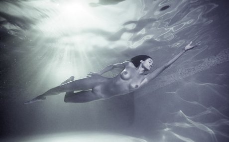 Naki Kaching xxx schöne archiv