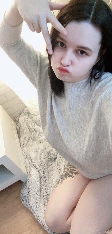 MintyMiyako hd nackte fotos